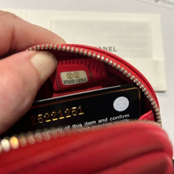 ❤️Sold Chanel Case❤️ - Picture 5 of 5